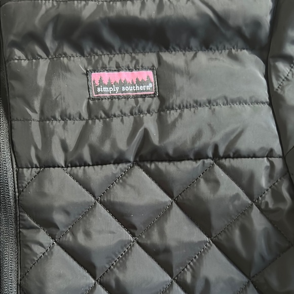 Simply Southern Black Quilted Jacket | Women’s Size XL | Zip-Up Lightweight Coat - Picture 2 of 10